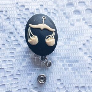 Badge Reel | Choose Your Zodiac Sign!